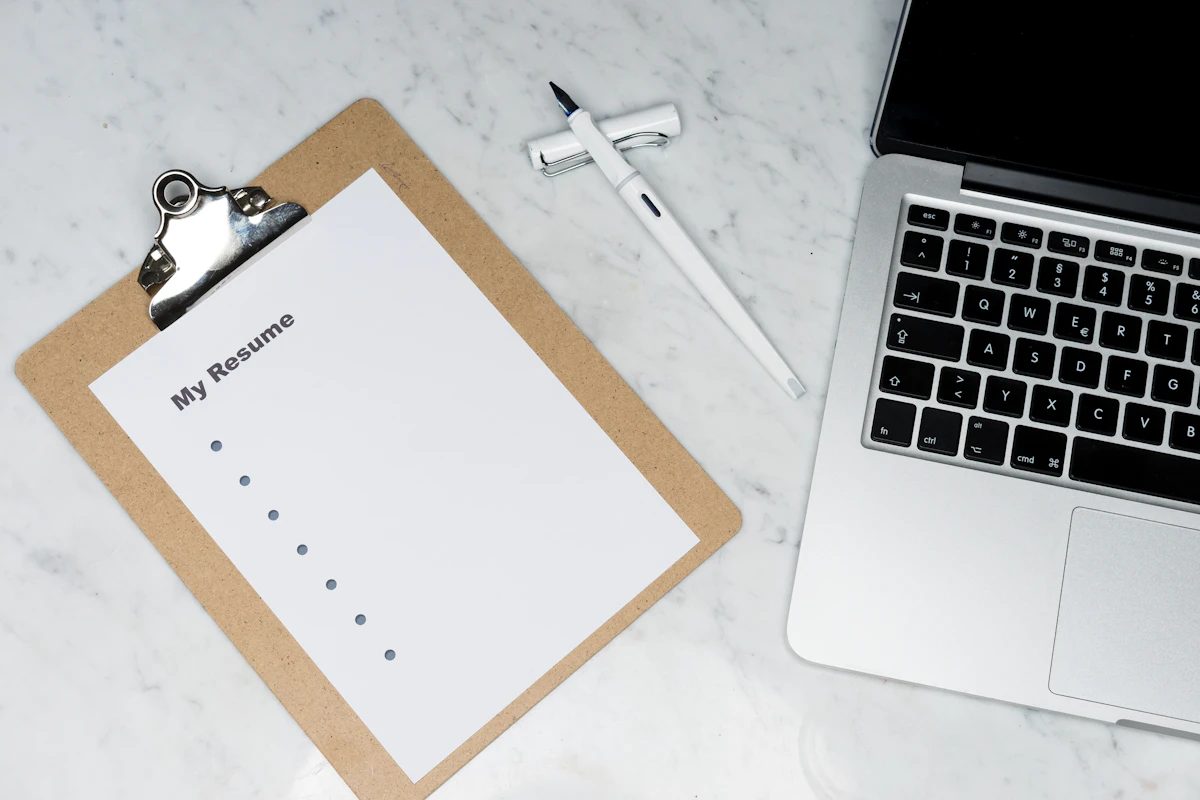 LinkedIn Sourcing Strategy: How Enterprise TA Teams Actually Fill Hard-to-Hire Roles | featured image